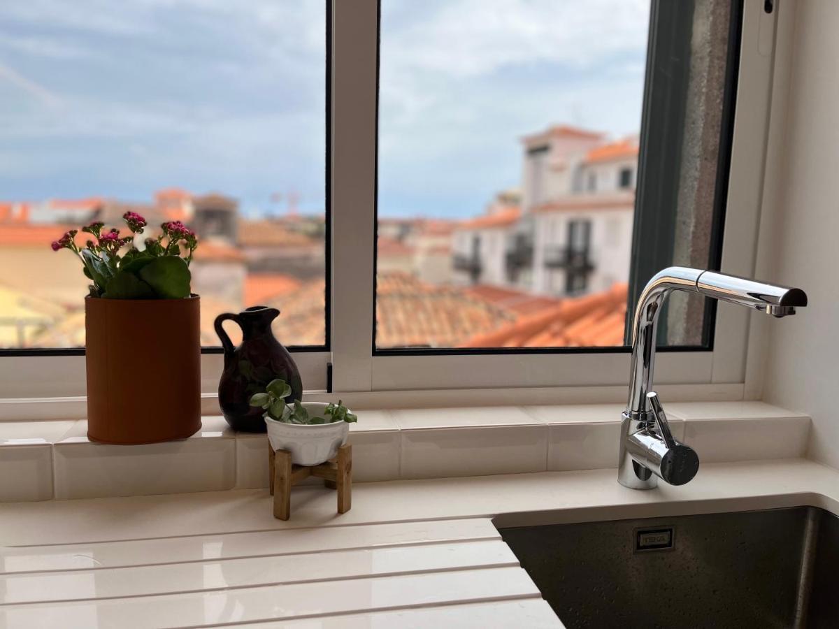 Lovely 2-Bedroom Rental Unit In Historic Funchal Exteriör bild
